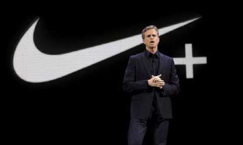 Nike 现任首席执行官 Mark